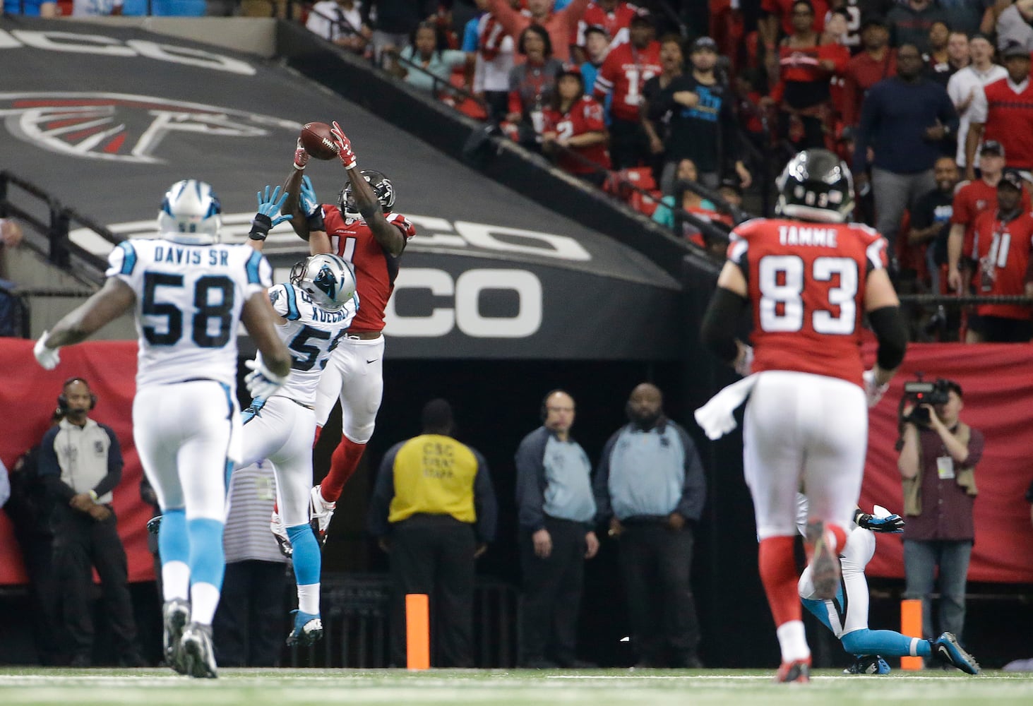 Julio Jones makes 'The Catch'