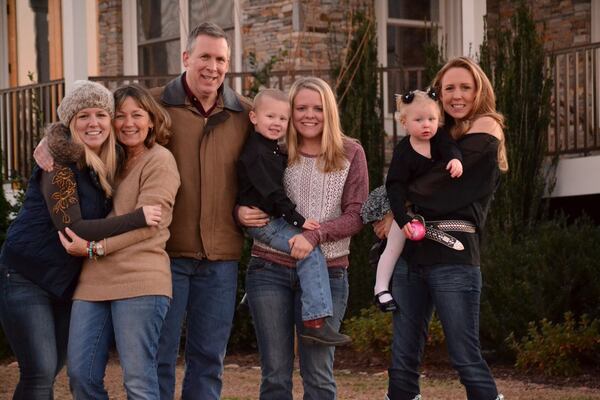 Alexandra Faerber, an Atlanta nurse, was very close to her family. Left to right: Alexandra Faerber, her mom, Febby Faerber, her dad, Craig Faerber, her nephew Cash, being held by Alexandra’s sister Danielle, niece Morgan being held by sister Ashley.CONTRIBUTED