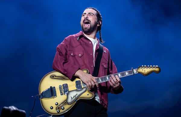 TikTok sensation and singer/songwriter Noah Kahan closed out night 1 of Shaky Knees with fans singing every word. (RYAN FLEISHER FOR THE ATLANTA JOURNAL-CONSTITUTION)