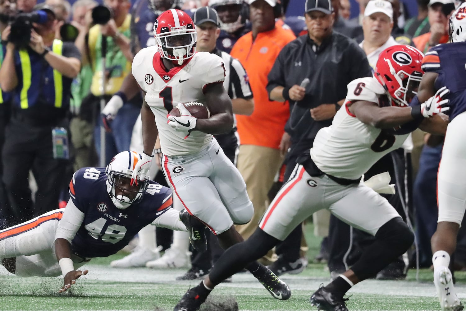 Photos: Georgia battles Auburn in the SEC Championship Game