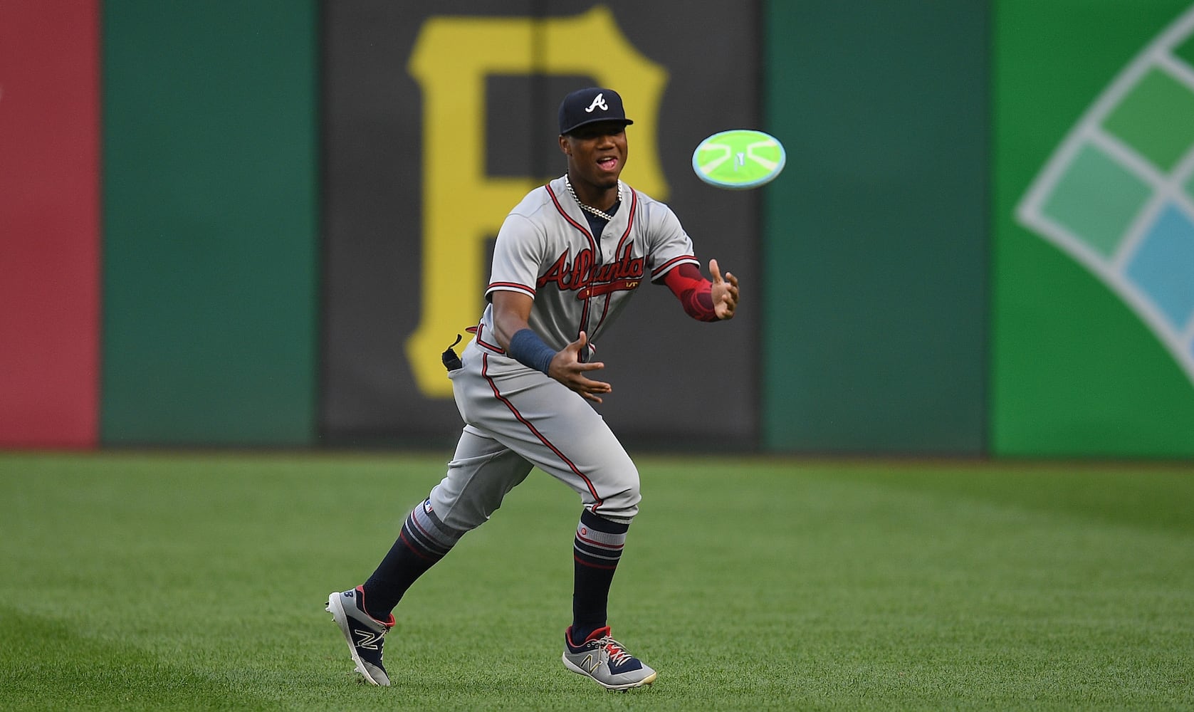 Photos: Braves seek sweep of Pirates