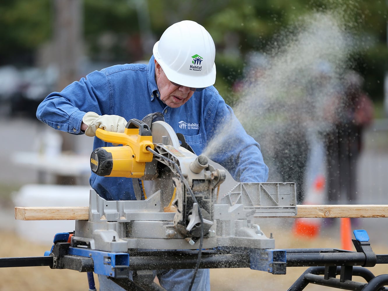 Jimmy and Rosalynn Carter's work with Habitat for Humanity