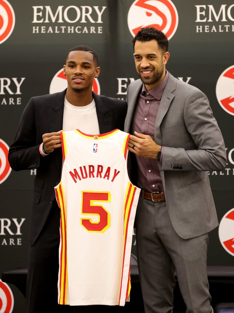 Hawks Murray Press Conference