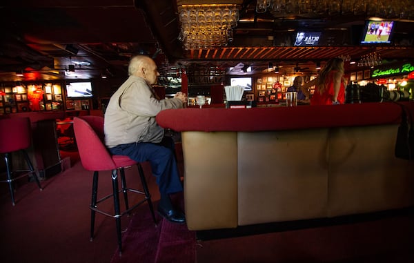 Dr. Stanley Isaacson sits at the bar at Johnny’s Hideaway on Roswell Sunday, May 31, 2020. STEVE SCHAEFER FOR THE ATLANTA JOURNAL-CONSTITUTION