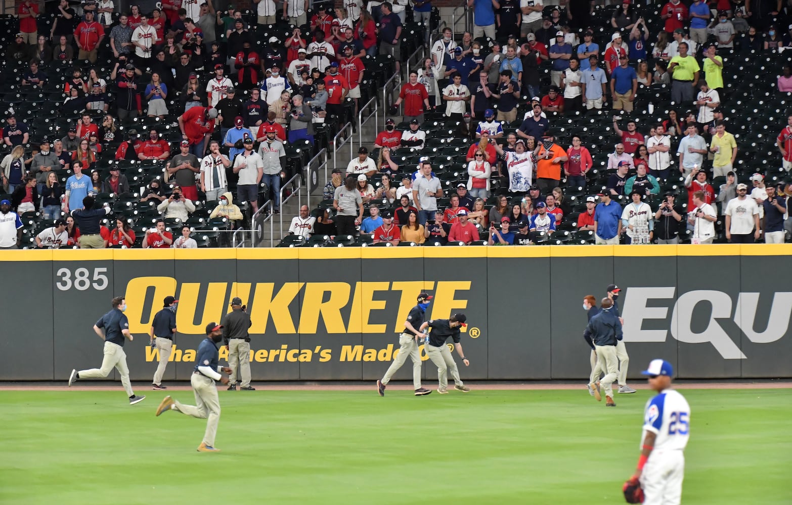 Atlanta Braves vs Philadelphia Phillies game 3