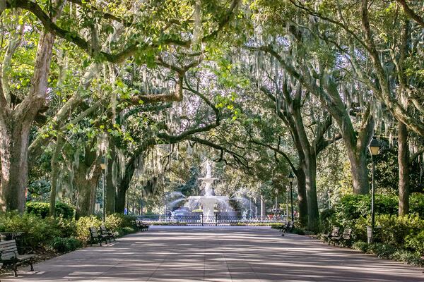 In Savannah’s Forsyth Park, the famed fountain is modeled after those at the Place de la Concorde in Paris. 
(Courtesy of Visit Savannah)