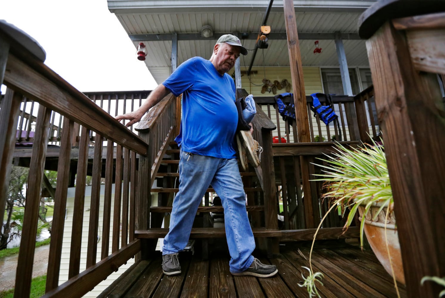 Photos: Florida Panhandle battens down for Hurricane Michael