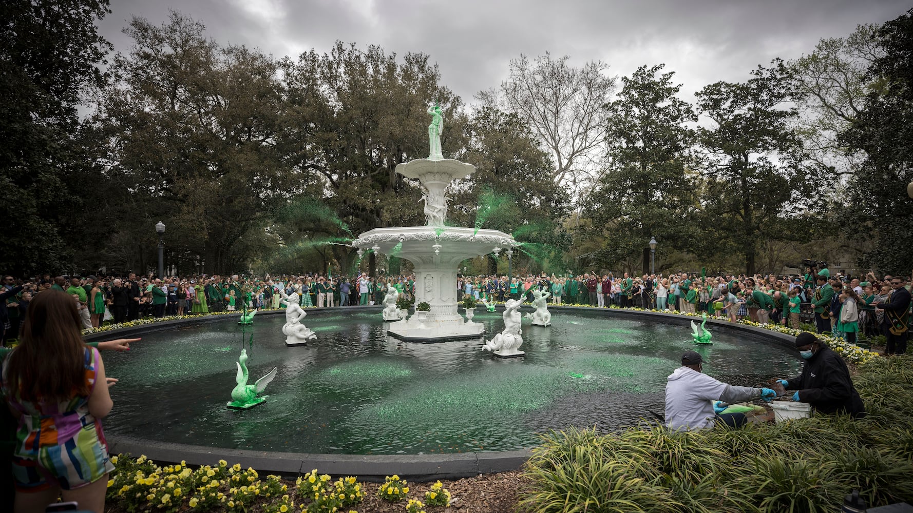 Fountain dying signals Savannah St. PatrickÕs Day Parade approach