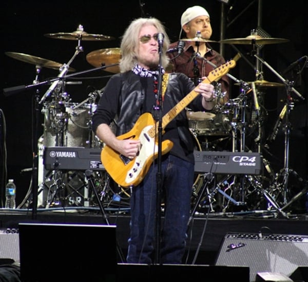 Daryl Hall lets it rip onstage at Lakewood Amphitheatre. Photo: Melissa Ruggieri/AJC