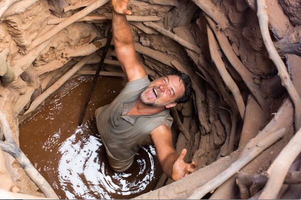 Russell Crowe plays a farmer with a knack for finding water, who sets out in search of his lost sons, in "The Water Diviner." Photo: Courtesy of Warner Bros. Pictures