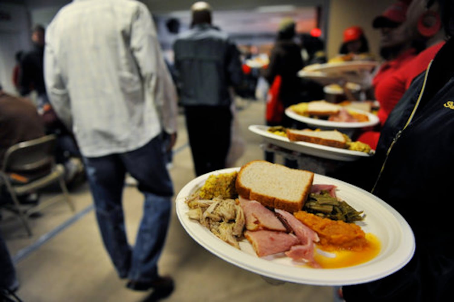 Thousands thankful for Thanksgiving meals