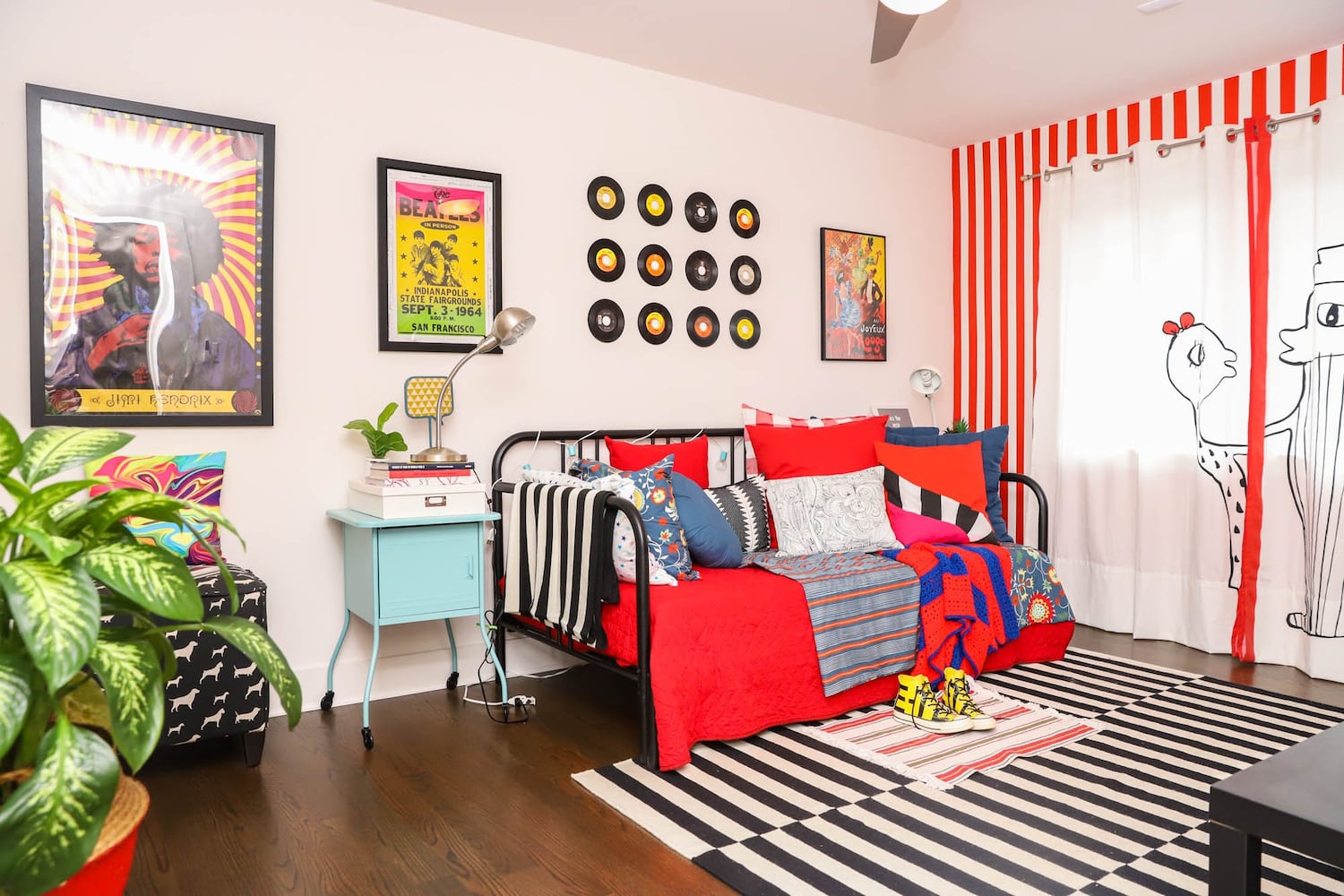 Photos: Mid-century modern home filled with pop art style