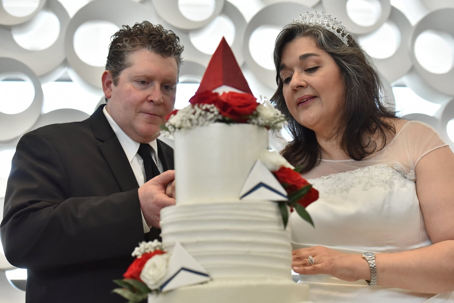 Airlines host weddings at airport, on flights, at Delta museum