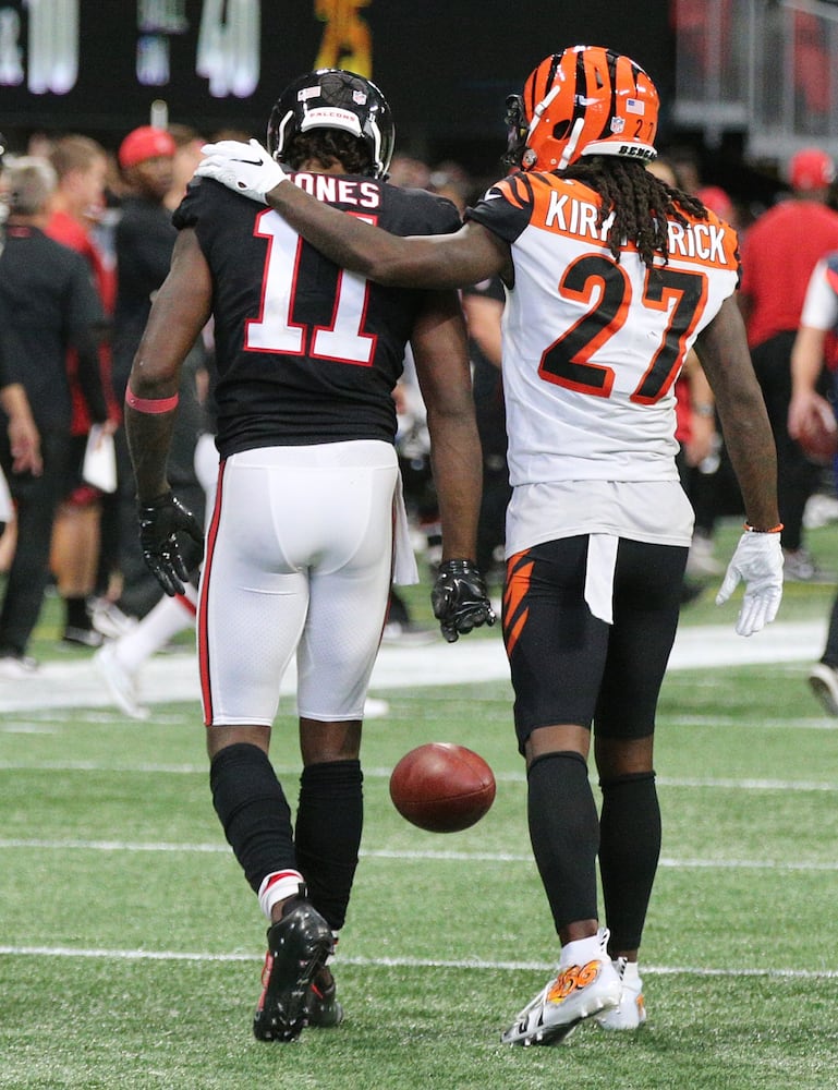 Photos: Falcons fall to Bengals in final seconds