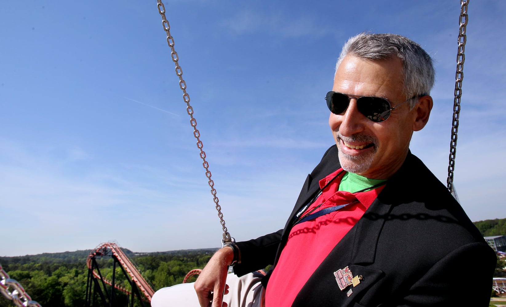 AJC's Tom Kelley rides the new extreme swing ride