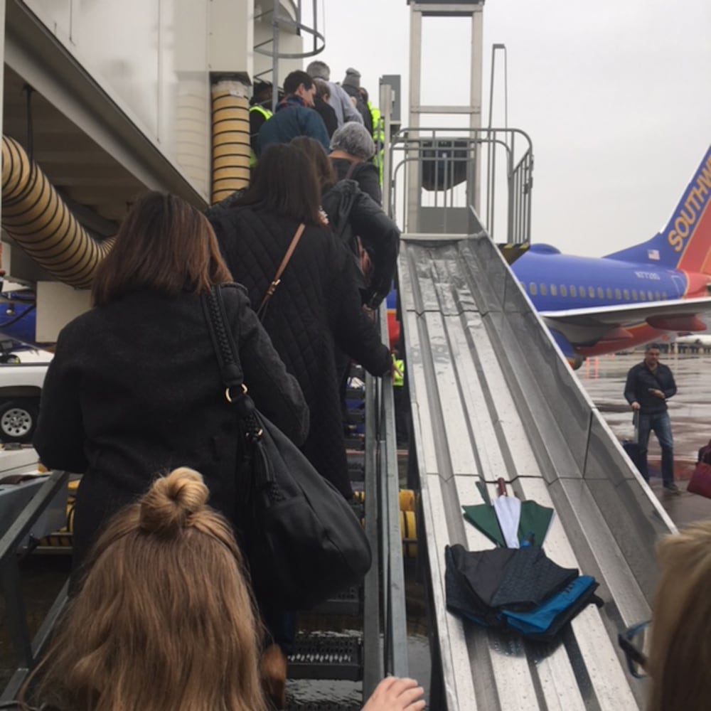 Photos: Power outage paralyzes Atlanta airport