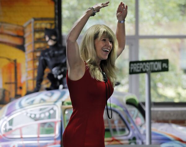 May 5, 2017 - Atlanta - Kim Bearden, co-founder and executive director of the Ron Clark Academy, teaches her language arts class with the aid of hand signals. BOB ANDRES /BANDRES@AJC.COM