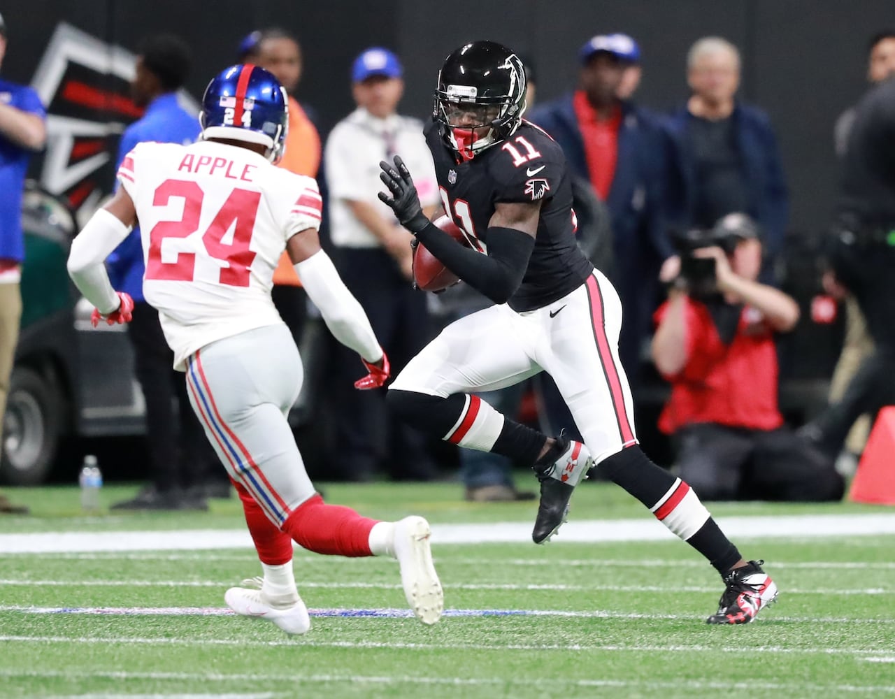 Photos: Early look at Falcons-Giants on Monday Night Football