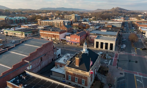 Aerial photography shows downtown Dalton on Dec. 30, 2020. (Hyosub Shin / Hyosub.Shin@ajc.com)