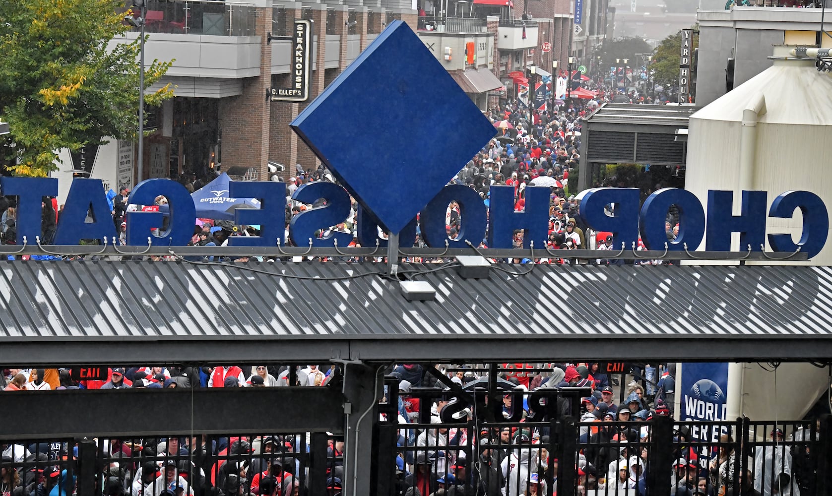 Braves World Series game 4