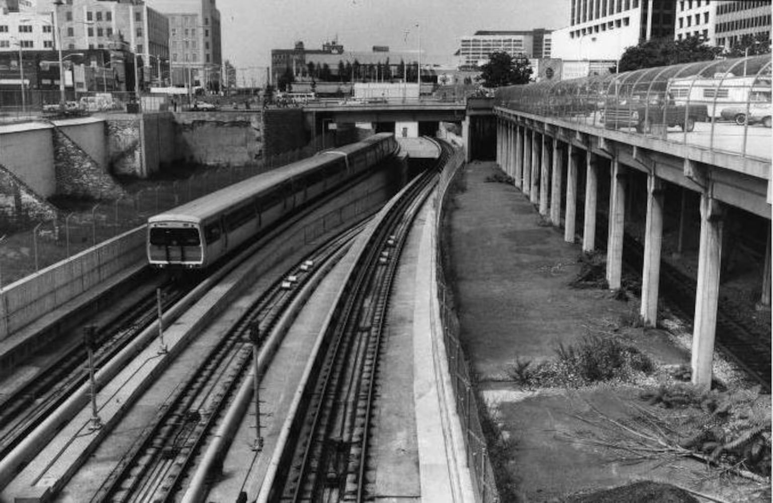 AJC Flashback Photos: Atlanta’s Gulch and viaducts