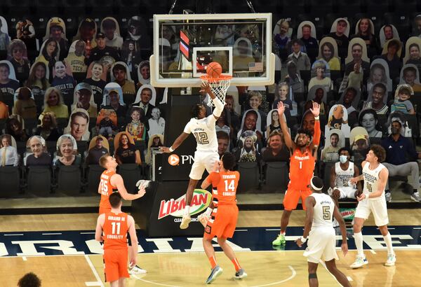 Georgia Tech forward Khalid Moore (12) shoots in the second half against Syracuse Saturday, Feb. 27, 2021, at McCamish Pavilion in Atlanta. Tech won 84-77. (Hyosub Shin / Hyosub.Shin@ajc.com)