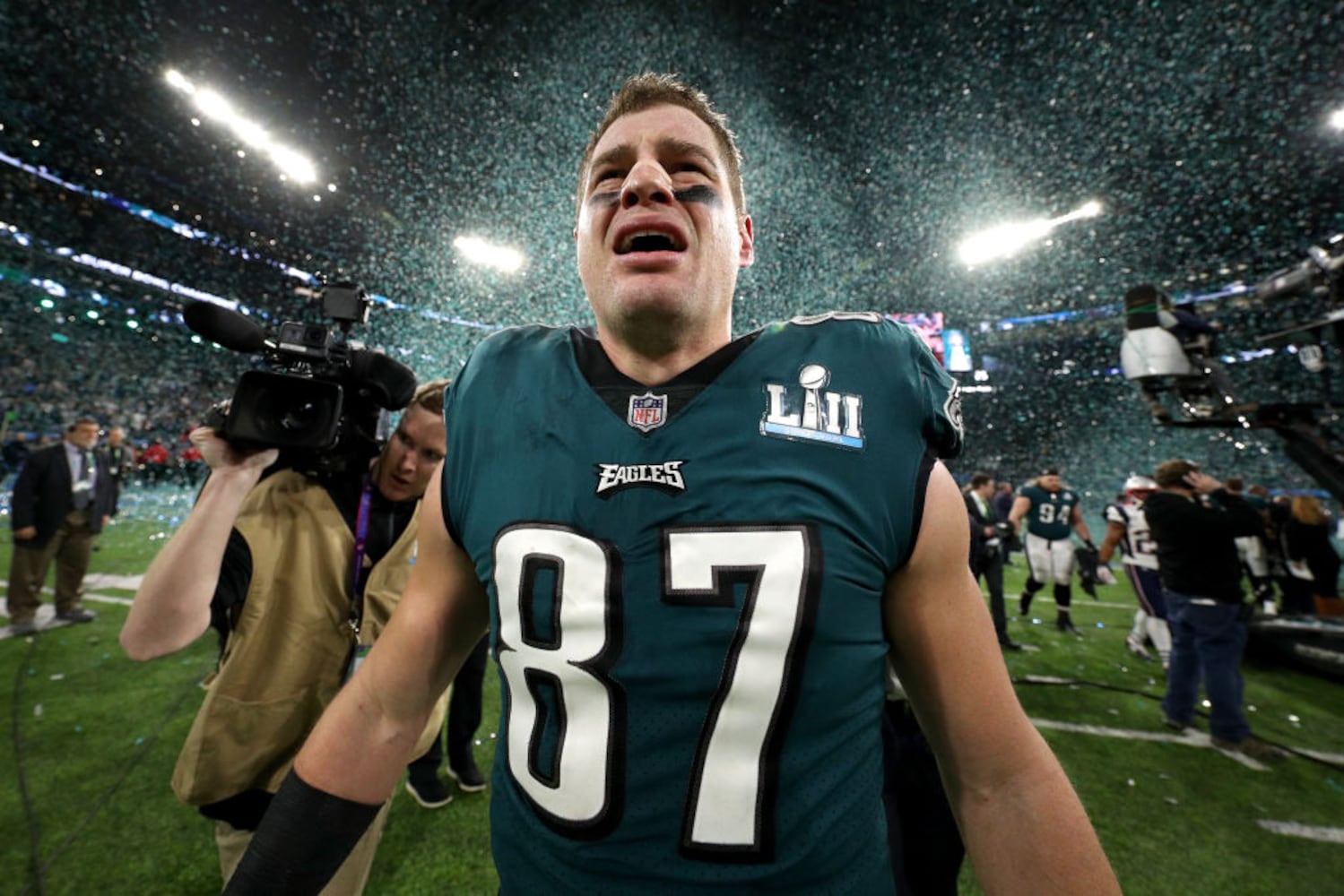 eagles beat patriots to win super bowl