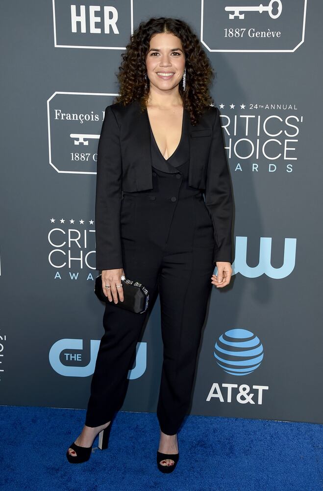 Photos: Stars shine on red carpet at 2019 Critic’s Choice Awards