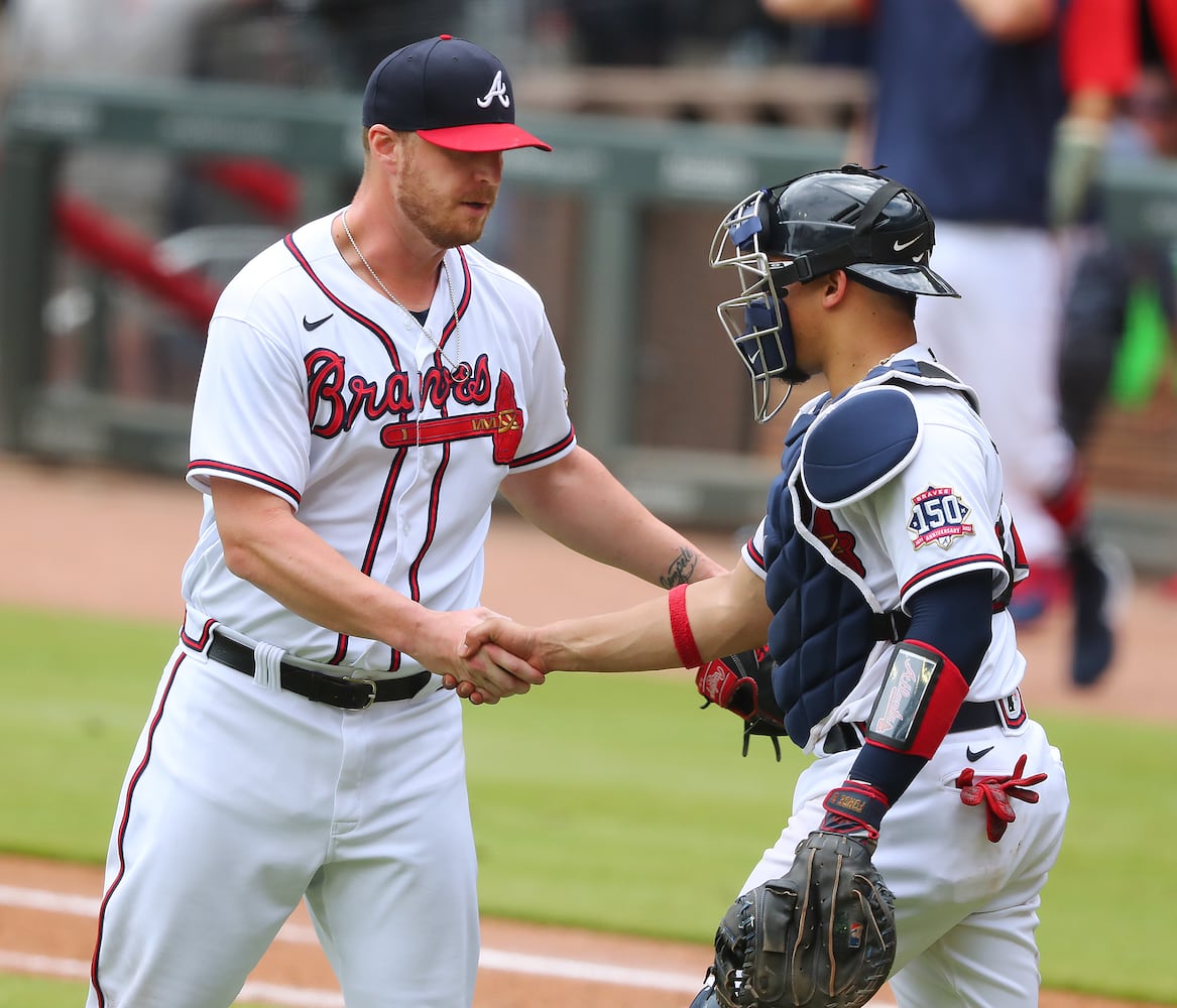 BRAVES PHOTO