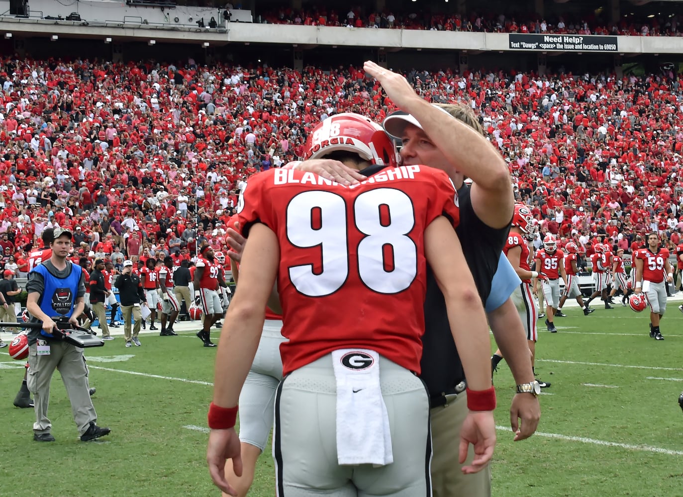 Photos: No. 3 Bulldogs are stunned by South Carolina