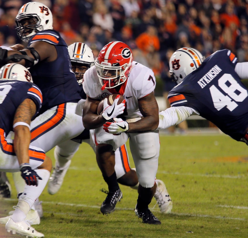 Photos: Bulldogs are crushed by Auburn