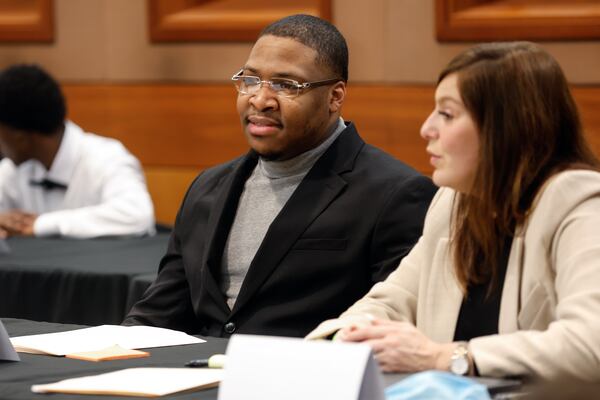 Tenquarius Mender (left), who faces RICO and gang charges, rejected a plea deal in December 2022. (Natrice Miller/AJC 2023)