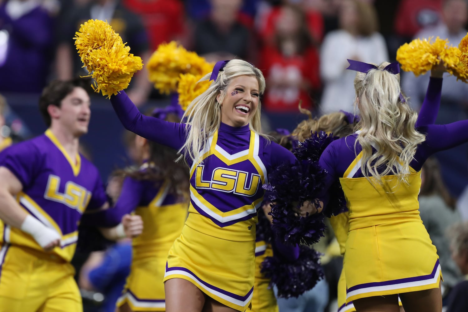 Photos: Bulldogs battle Tigers in SEC Championship game