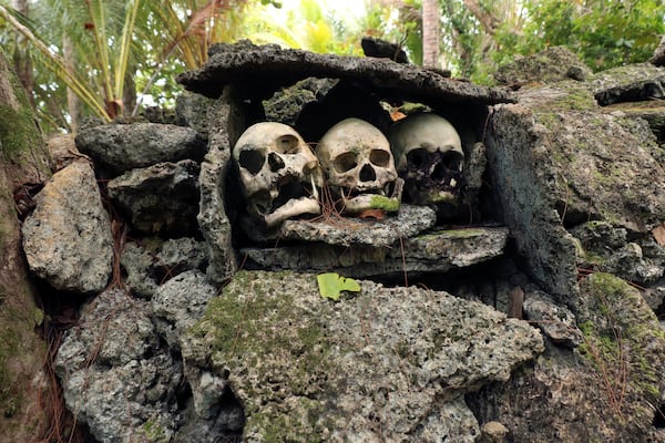 Skulls of deceased chiefs and decapitated enemies were openly displayed at Skull Island. (Doug Hansen)