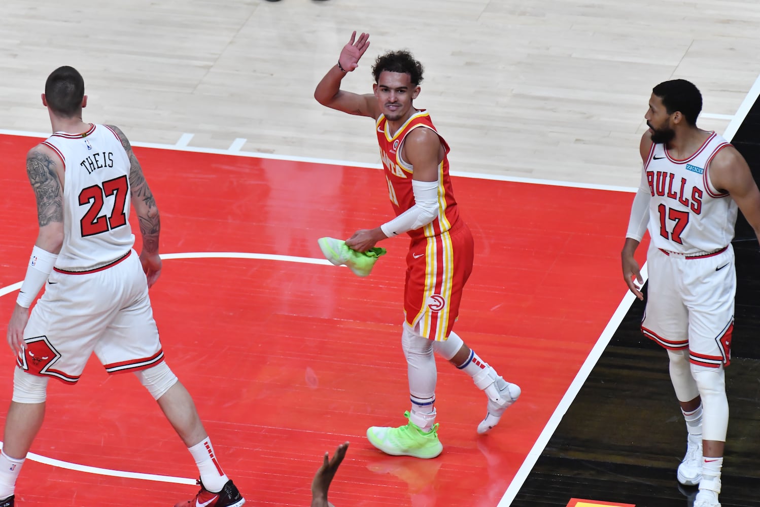 Hawks-Bulls photo