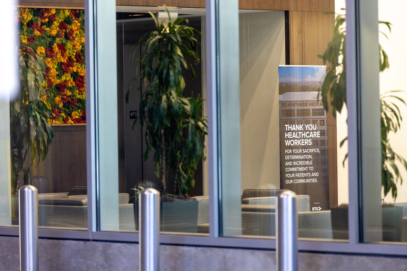 A sign is seen in a Northside Hospital medical building in Midtown Atlanta on Thursday. (Arvin Temkar / arvin.temkar@ajc.com)