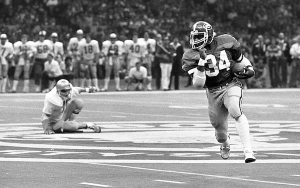 Georgia's Herschel Walker runs the ball against Notre Dame in the 1981 Sugar Bowl. 