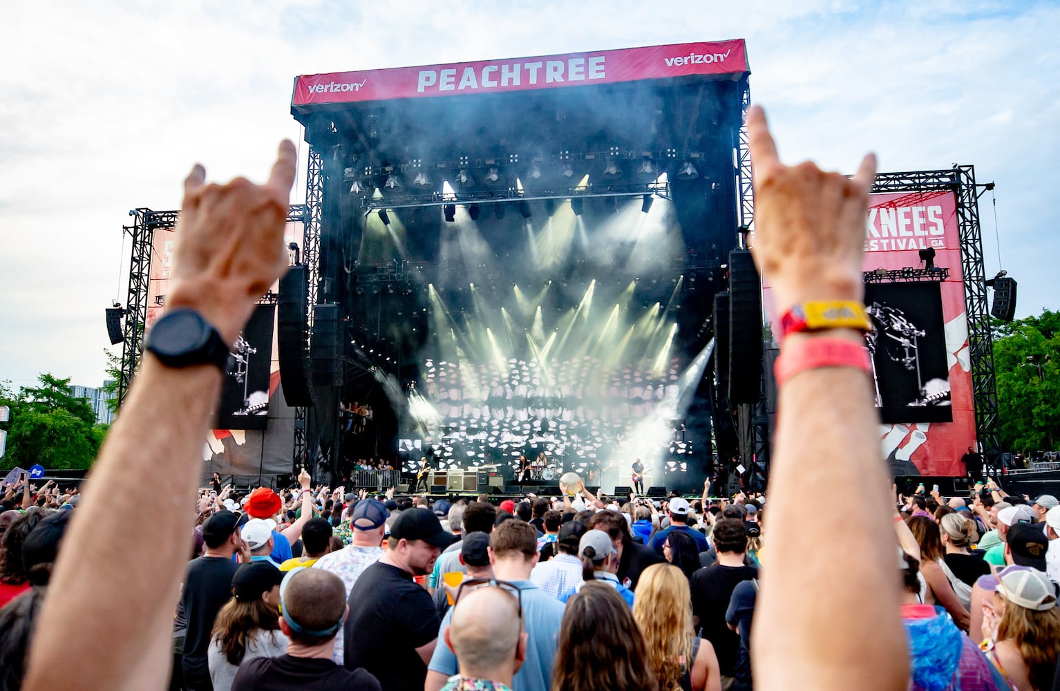 Atlanta, Ga: Foo Fighters closed out Shaky Knees 2024 on Sunday night with extended versions of their biggest hits. Photo taken May 5, 2024 at Central Park, Old 4th Ward.  (RYAN FLEISHER FOR THE ATLANTA JOURNAL-CONSTITUTION)