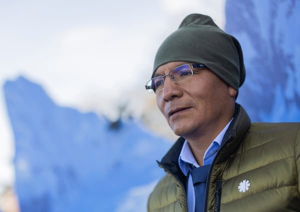 Peruvian mountain farmer and mountain guide Saul Luciano Lliuya arrives at the Higher Regional Court for the hearing of his climate lawsuit against the energy company RWE, in Hamm, Germany, Monday, March 17, 2025. (Rolf Vennenbernd/dpa via AP)