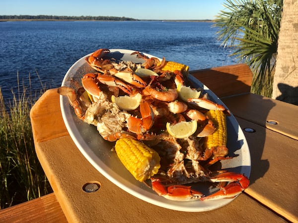 The Mayport Shrimp Trail takes diners to eateries that showcase Jacksonville's succulent seafood.
Credit: Visit Jacksonville