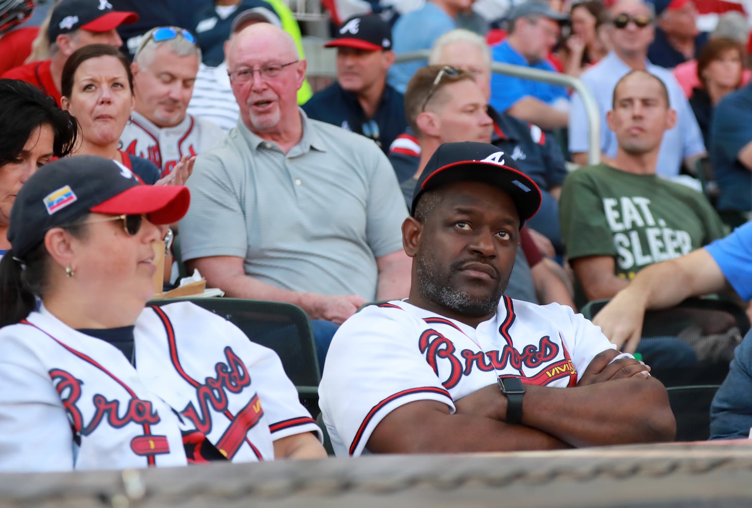 Photos: The scene at the Braves-Cardinals game