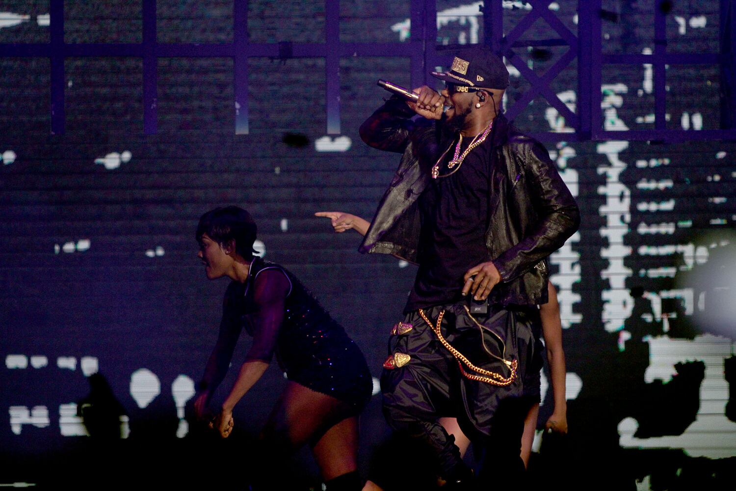 R. Kelly brings 'Buffet' tour to Philips Arena