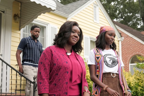 Saycon Sengbloh (center) and Laura Kariuki (right) on the Sept. 29 episode of "The Wonder Years" on ABC. (ABC/Erika Doss)