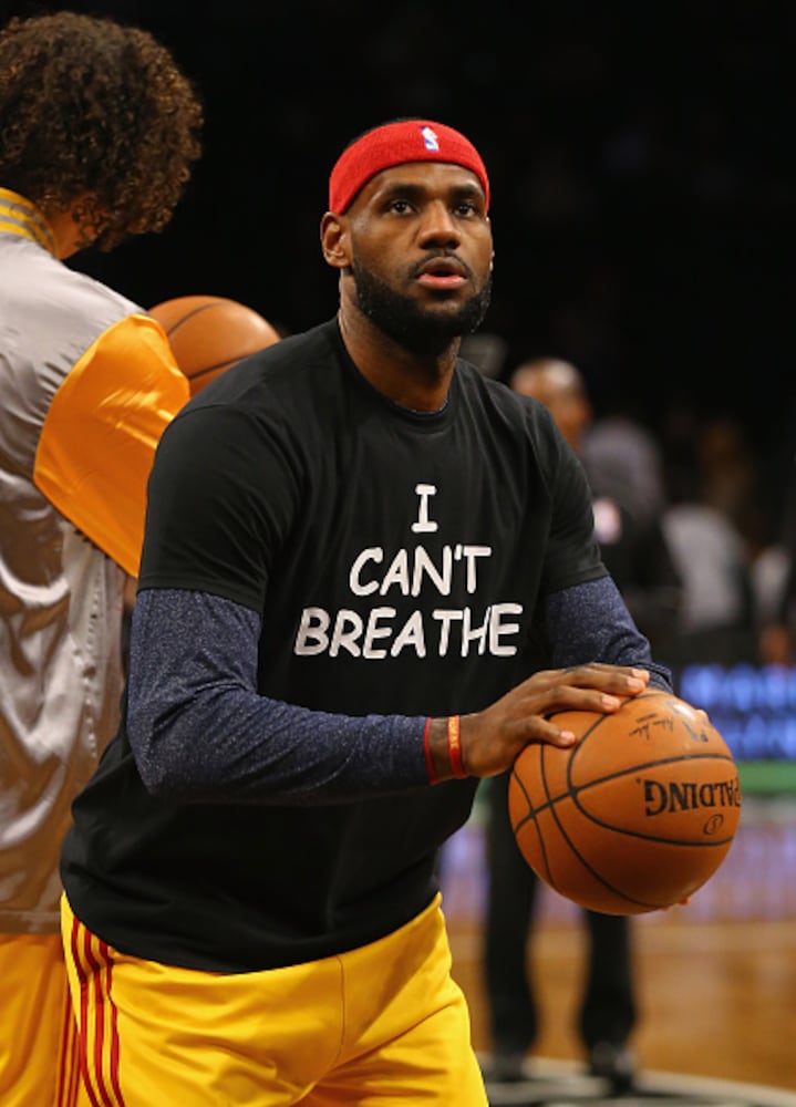 LeBron James wears 'I can't breathe' t-shirt