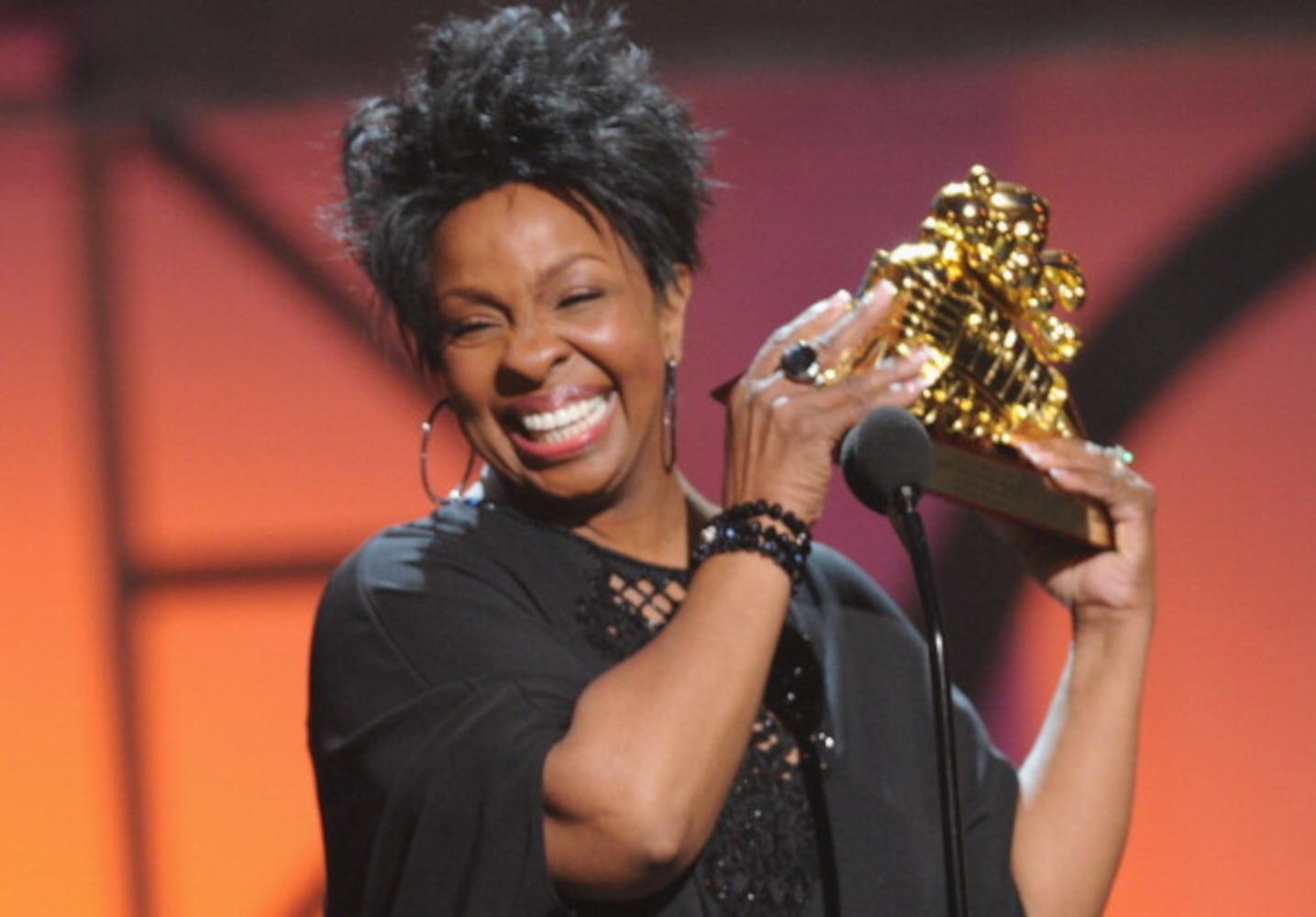 Photos: Gladys Knight through the years