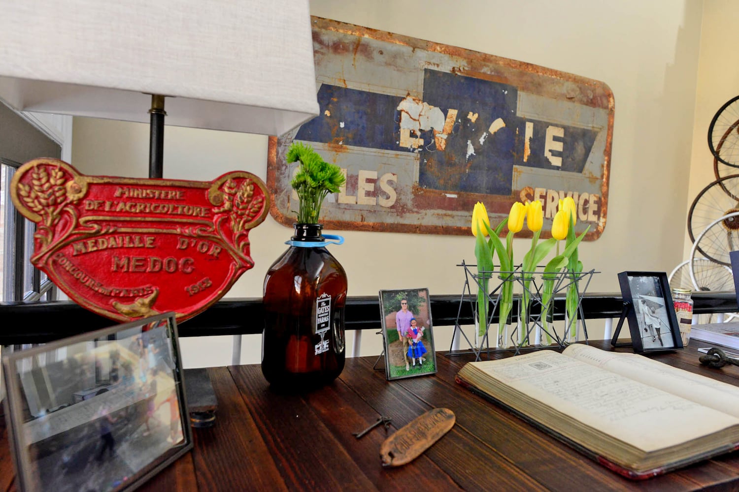 Marietta restaurateur’s townhome exudes industrial, eclectic vibes