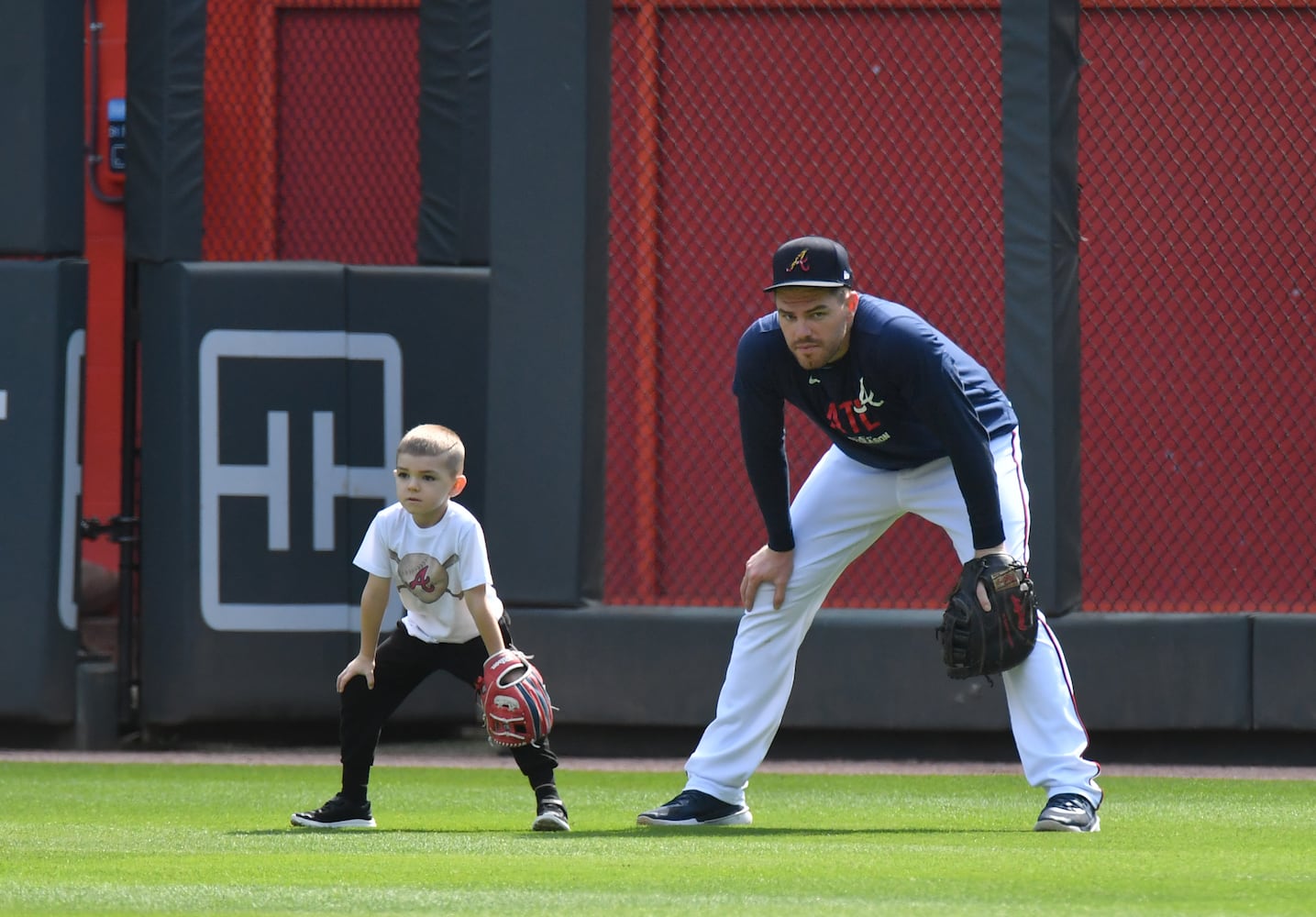 Atlanta Braves workout prior to NLCS