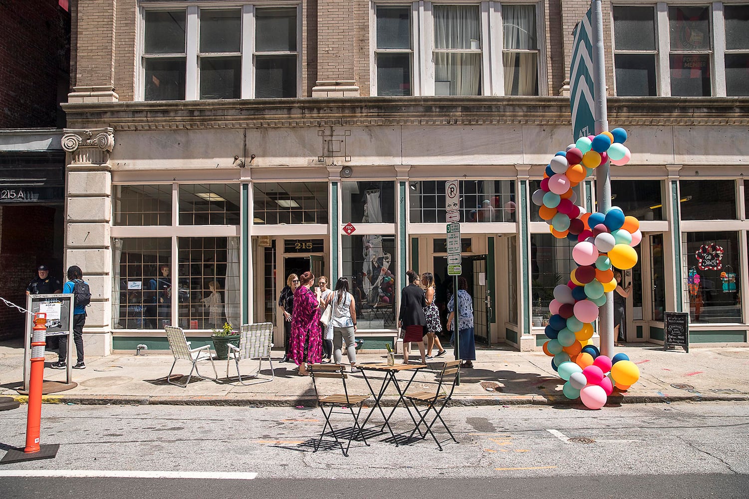 Photos: Pop-up stores come to historic “Hotel Row”