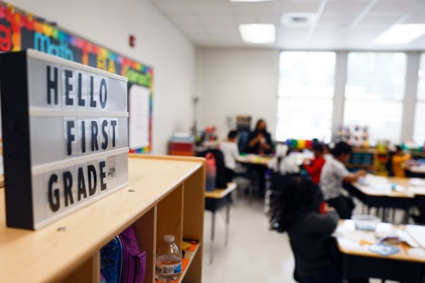 How reading is taught is evolving in Deianaira Earle’s first grade classroom at John Lewis Elementary. (Natrice Miller/natrice.miller@ajc.com)