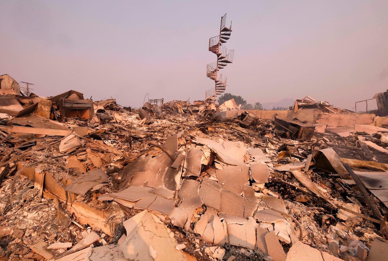 Photos: Deadly wildfires blaze through northern, southern California